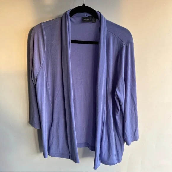 Chico’s Travelers 2 Piece Set Jacket Pants Cropped Periwinkle Purple EUC 2 lg 12 - Picture 2 of 8